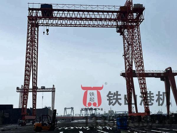 山東營口造船門式起重機(jī)廠家造船門式起重機(jī)安全可靠